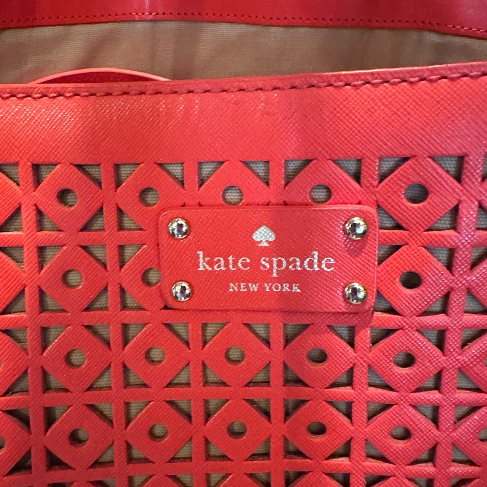 Beautiful Kate Spade - Picture 10 of 12